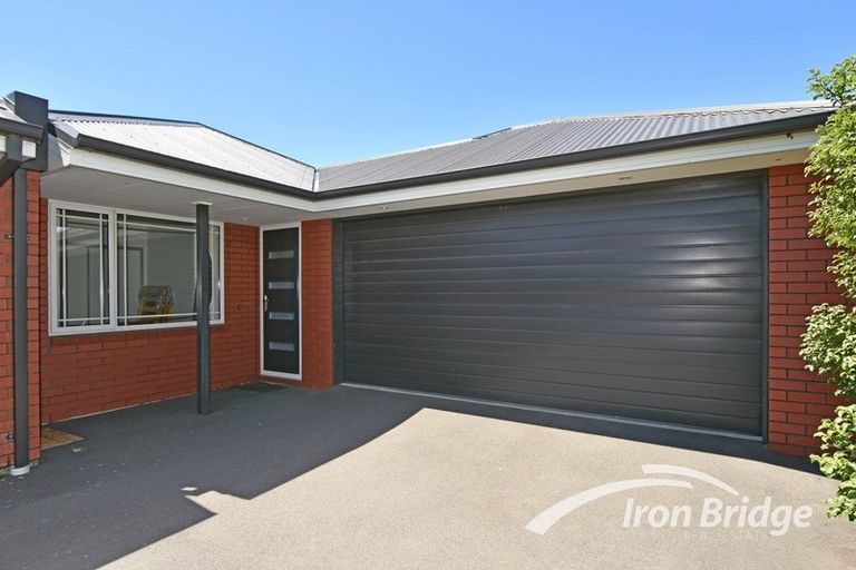 Photo of property in 18a Date Crescent, Aidanfield, Christchurch, 8025