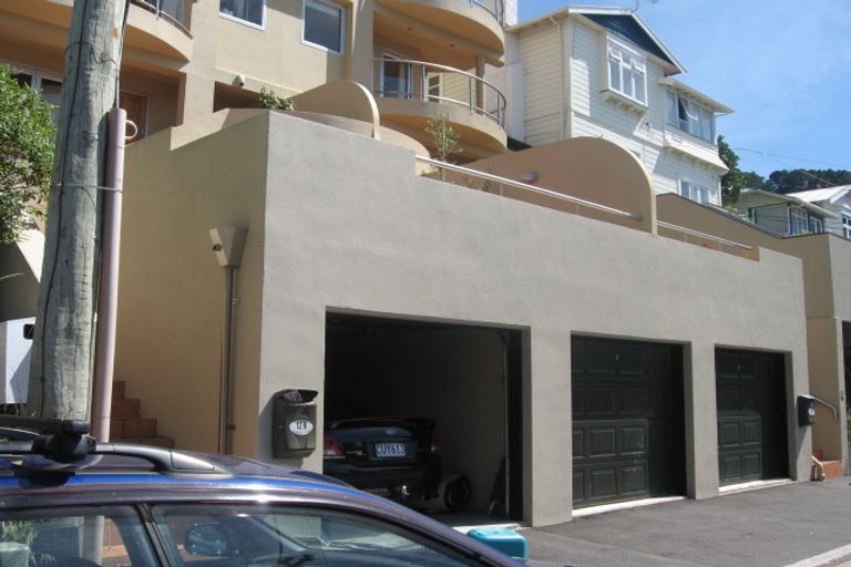 Photo of property in 4/12 Hinau Road, Hataitai, Wellington, 6021