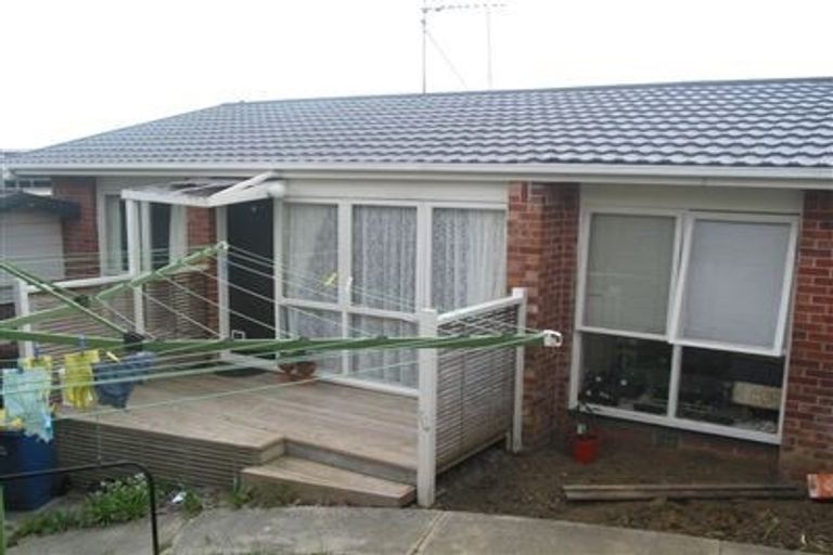 Photo of property in 2/9 East Coast Road, Milford, Auckland, 0620