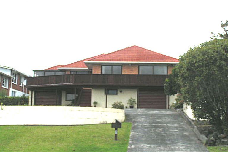 Photo of property in 30 Norman Road, Hauraki, Auckland, 0622