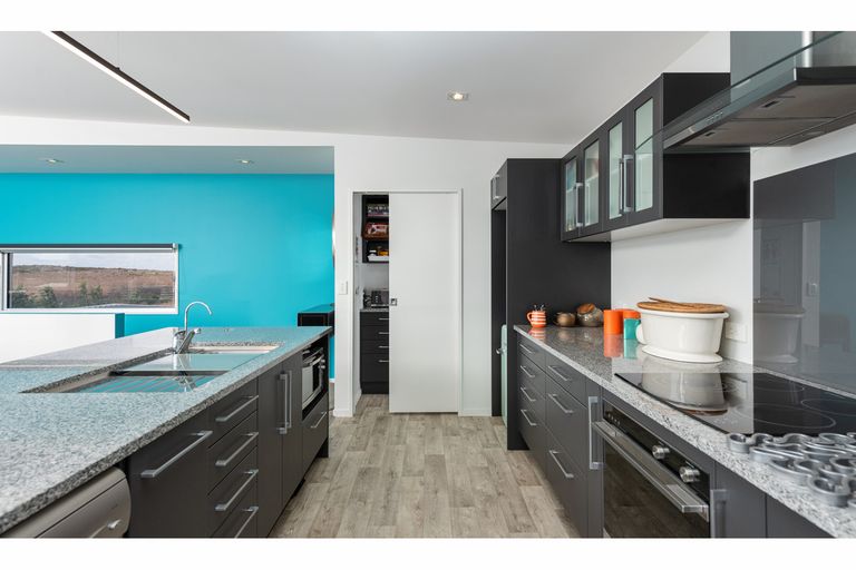 Photo of property in 1340 Papamoa Beach Road, Papamoa Beach, Papamoa, 3118