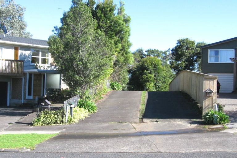 Photo of property in 9 Minaret Drive, Bucklands Beach, Auckland, 2014