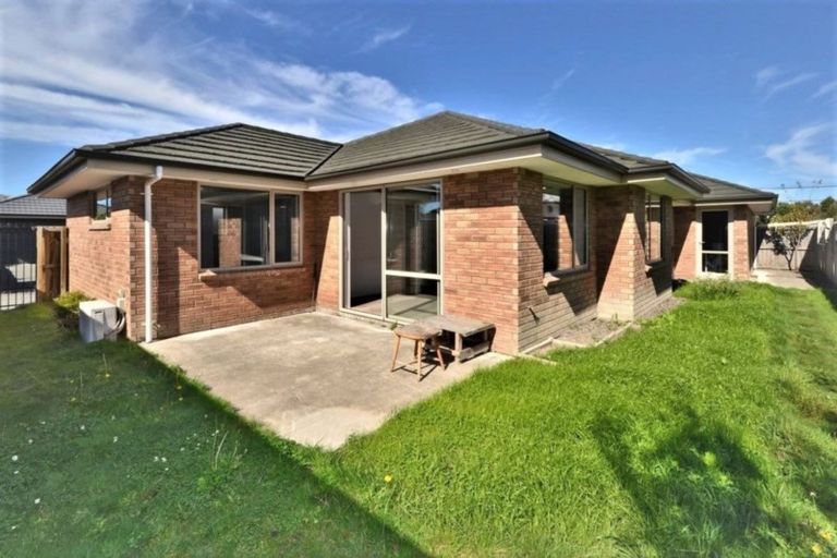 Photo of property in 2/2 Vintners Lane, Woolston, Christchurch, 8023