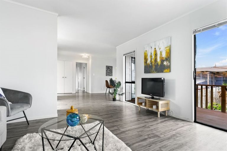 Photo of property in 19 Malaspina Place, Papatoetoe, Auckland, 2025