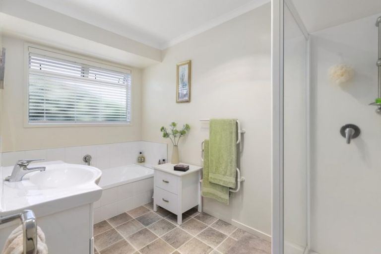 Photo of property in 32 Rosella Drive, Welcome Bay, Tauranga, 3112