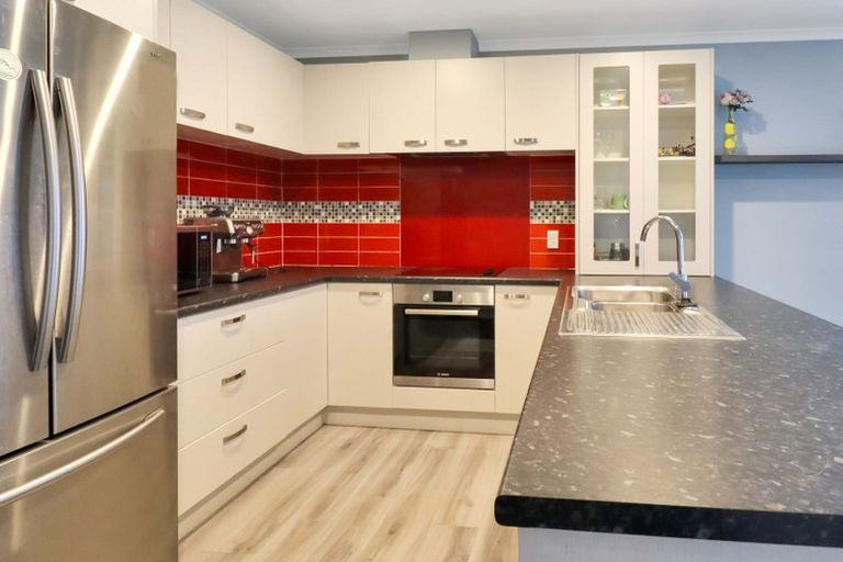 Photo of property in 6 Rimutaka Street, Trentham, Upper Hutt, 5018