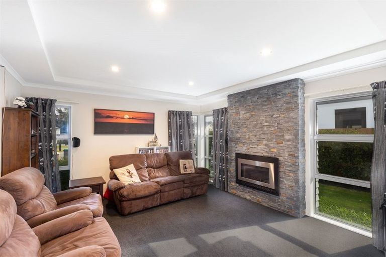 Photo of property in 20 Taiore Crescent, Marshland, Christchurch, 8083