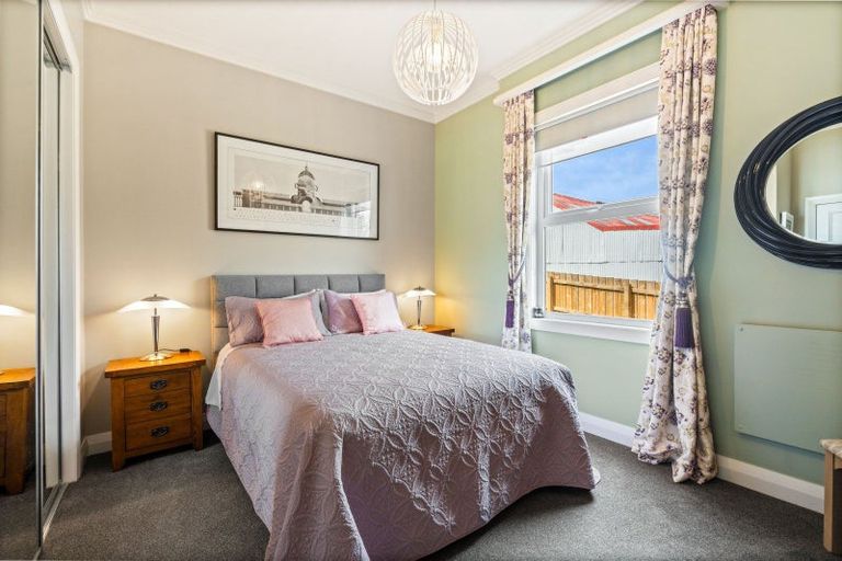 Photo of property in 26 Peel Street, Lawrence, 9532