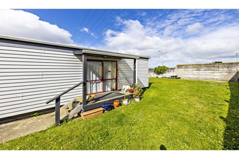 Photo of property in 1/21 Solveig Place, Randwick Park, Auckland, 2105