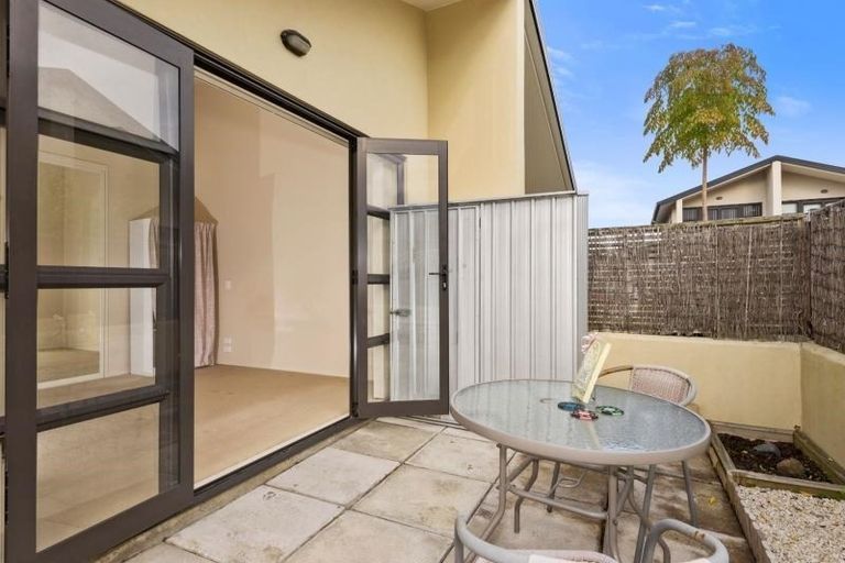Photo of property in 57/8 Landscape Road, Papatoetoe, Auckland, 2025