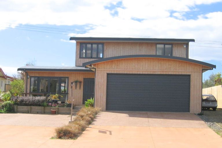 Photo of property in 422 Otahu Road, Whangamata, 3620