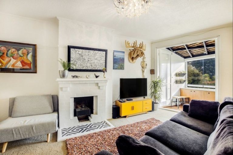 Photo of property in 7/2 Herne Bay Road, Herne Bay, Auckland, 1011