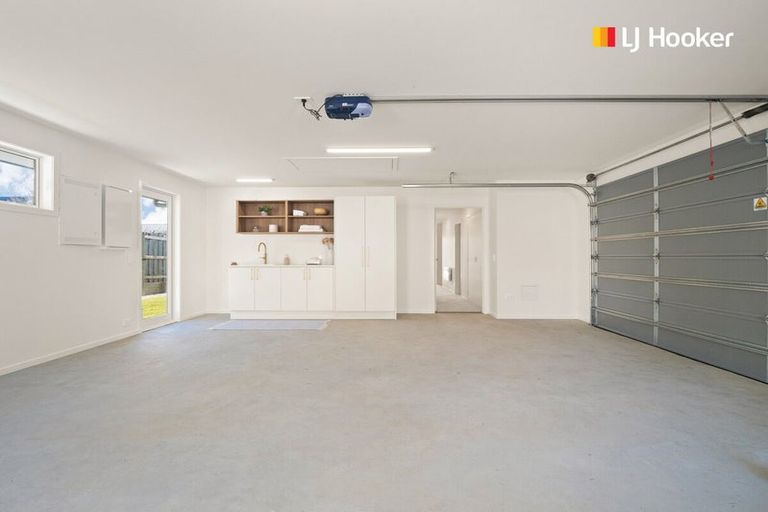 Photo of property in 2 Shanks Street, Green Island, Dunedin, 9018