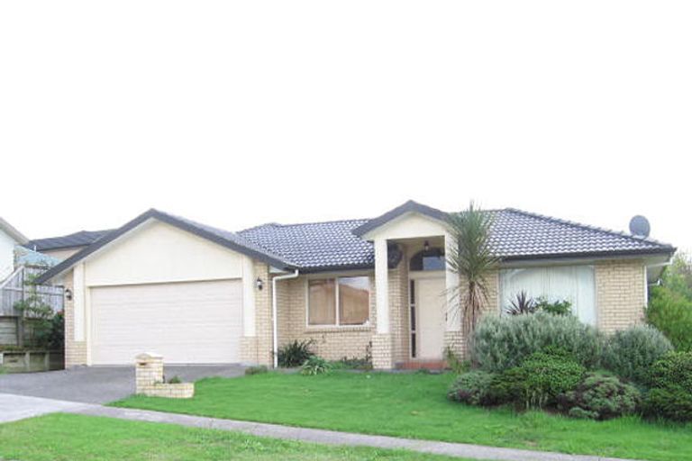 Photo of property in 5 Amesbury Rise, Henderson, Auckland, 0612
