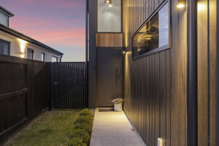 Photo of property in 31 Hinaki Street, Poike, Tauranga, 3112