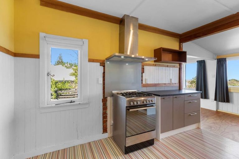 Photo of property in 157 Cornfoot Street, Castlecliff, Whanganui, 4501