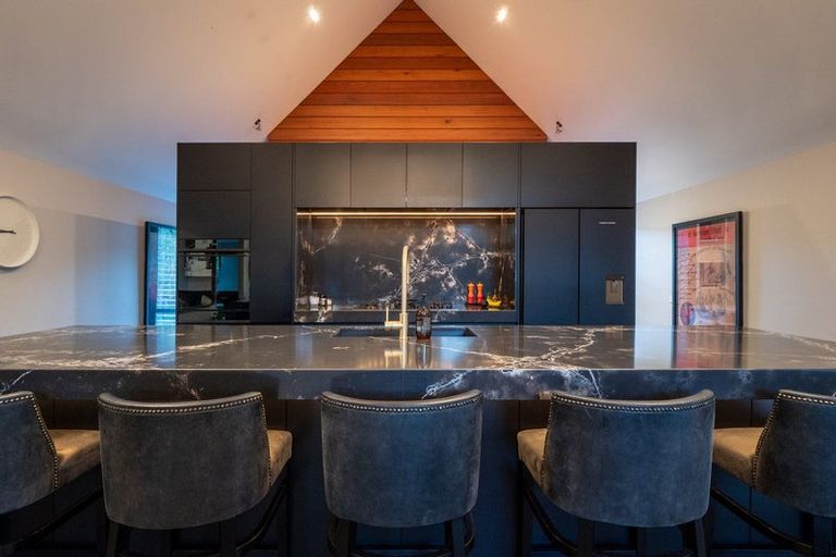 Photo of property in 1 Larkins Way, Arthurs Point, Queenstown, 9371