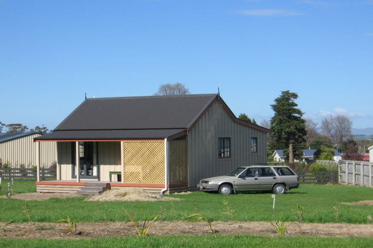 Photo of property in 70 Watt Street, Featherston, 5710