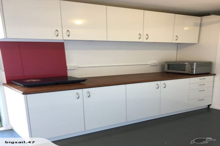 Photo of property in 70 Whitford Road, Botany Downs, Auckland, 2014