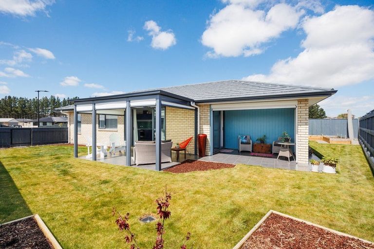 Photo of property in 10 Kereru Street, Marton, 4710