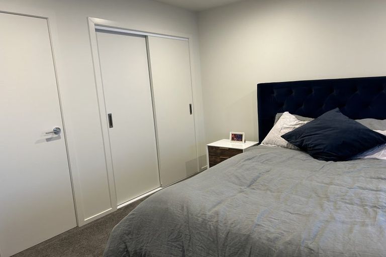 Photo of property in 2/92 Oxford Terrace, Epuni, Lower Hutt, 5011