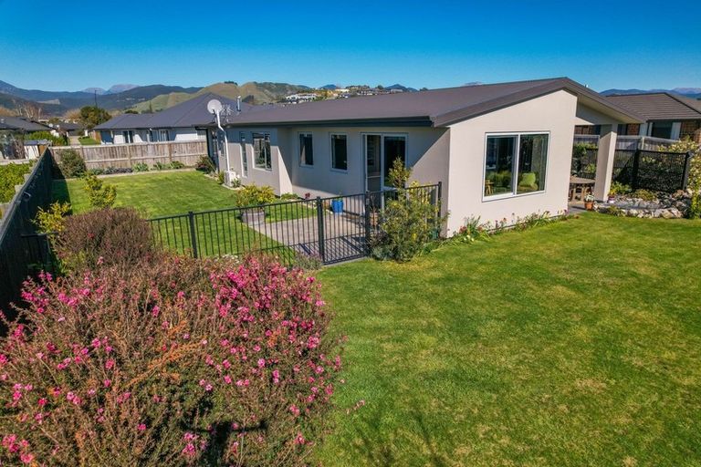 Photo of property in 25 Wanderers Avenue, Brightwater, 7022