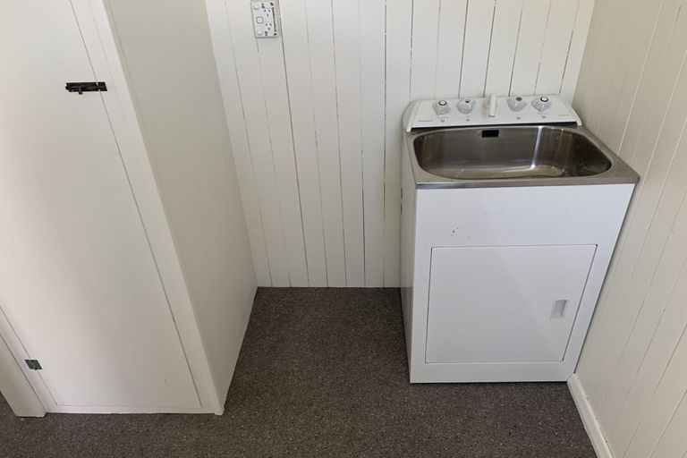 Photo of property in 152 Tipahi Street, Nelson South, Nelson, 7010