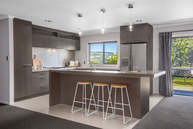 Photo of property in 16 Nelson Avenue, Aotea, Porirua, 5024