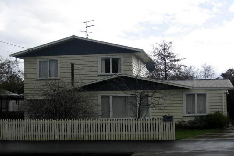 Photo of property in 273 High Street North, Carterton, 5713