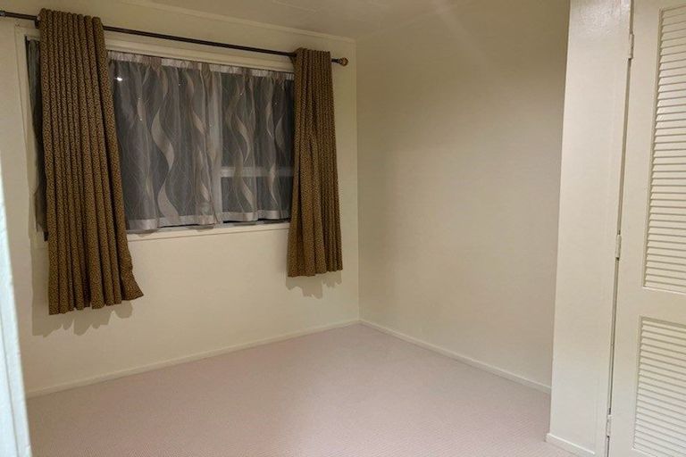 Photo of property in 1/12 Naomi Place, Manurewa, Auckland, 2102