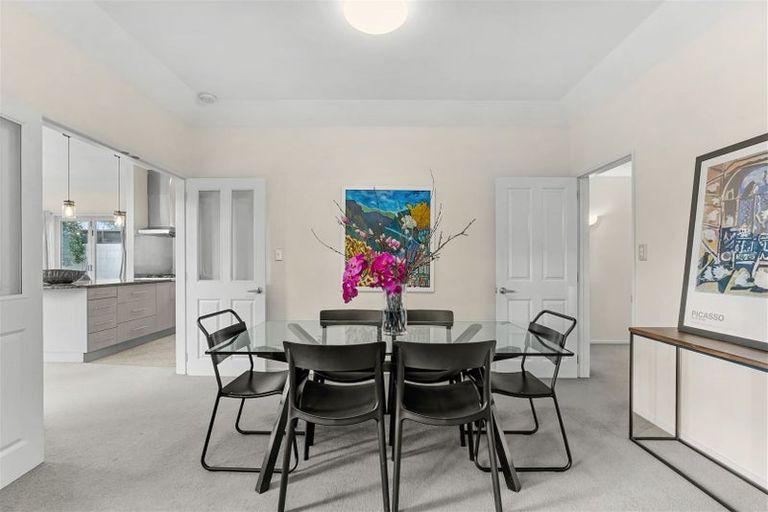 Photo of property in 76 Glandovey Road, Fendalton, Christchurch, 8052