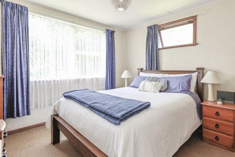 Photo of property in 46 Lipscombe Crescent, Havelock North, 4130