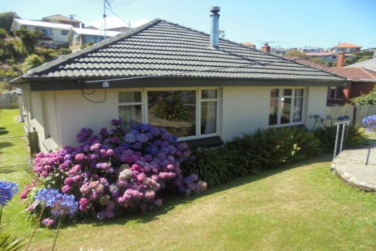 Photo of property in 73 Tahuna Road, Tainui, Dunedin, 9013