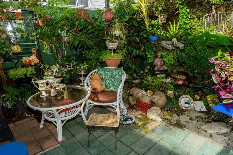 Photo of property in 35b Sutherland Road, Brookfield, Tauranga, 3110