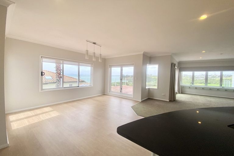 Photo of property in 17 Quedley Court, Eastern Beach, Auckland, 2012