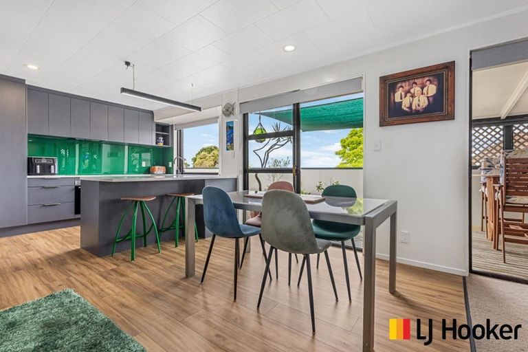 Photo of property in 189 Carnoustie Drive, Wattle Downs, Auckland, 2103