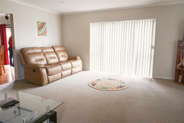 Photo of property in 23 Topland Drive, Flat Bush, Auckland, 2019