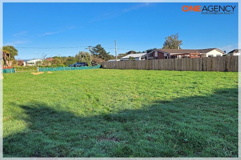 Photo of property in 18 Aru Street, Tangimoana, 4822