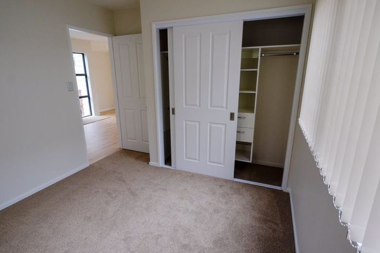 Photo of property in 50 Kennedy Avenue, Forrest Hill, Auckland, 0620