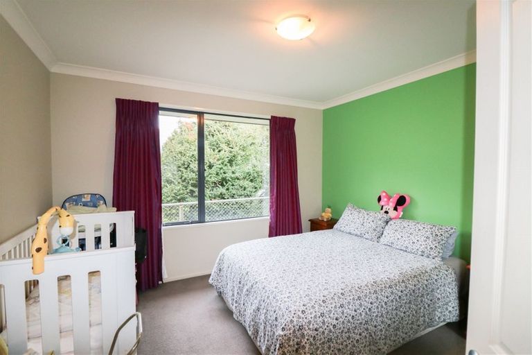 Photo of property in 65 Main North Road, Geraldine, 7930