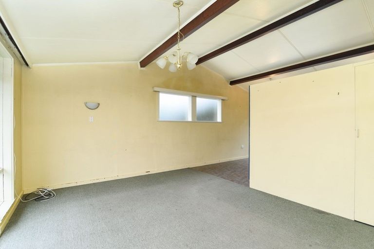 Photo of property in 2 Walter Street, The Glen, Dunedin, 9011