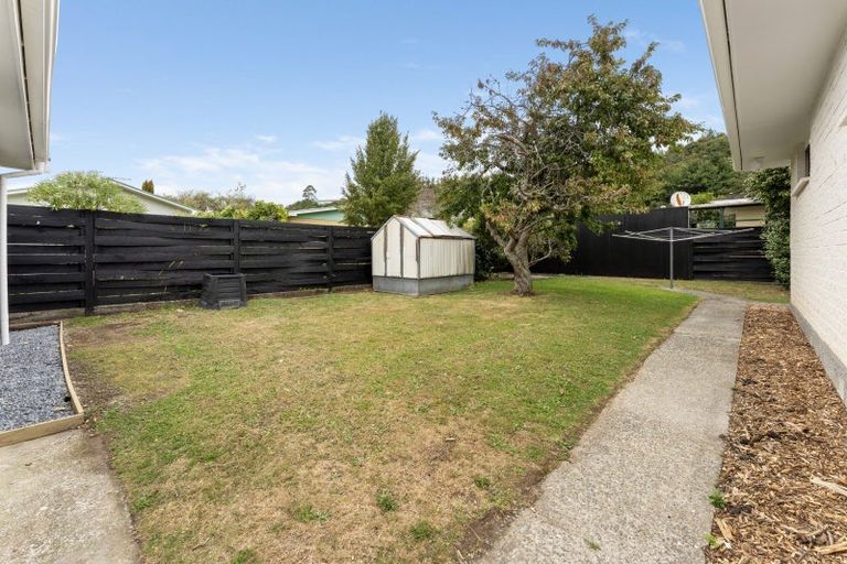Photo of property in 11 Amber Grove, Birchville, Upper Hutt, 5018
