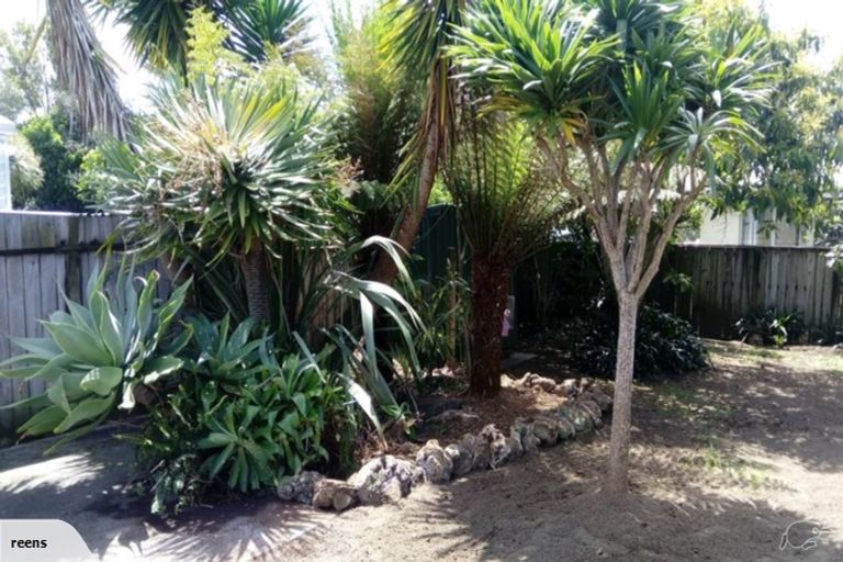 Photo of property in 28 Otuhiwai Crescent, Tikipunga, Whangarei, 0112