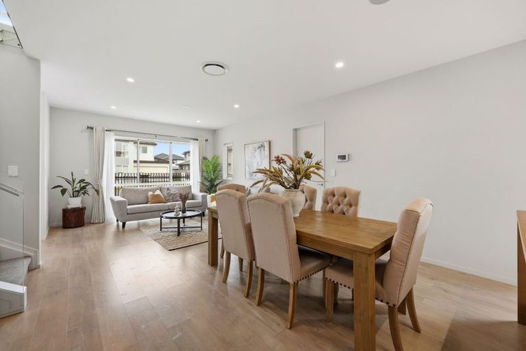 Photo of property in 19 Horsefields Drive, Flat Bush, Auckland, 2019