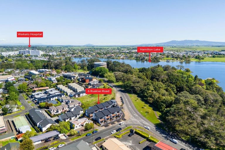Photo of property in 6 Ruakiwi Road, Hamilton Lake, Hamilton, 3204