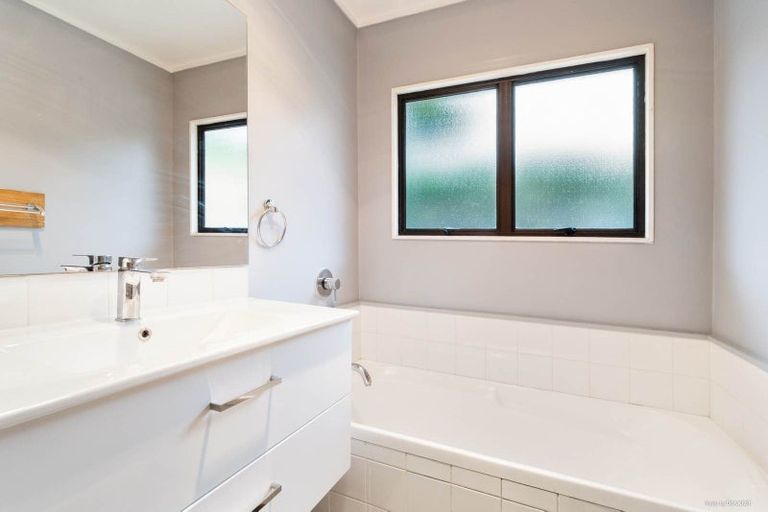 Photo of property in 31 Martyn Street, Waiuku, 2123