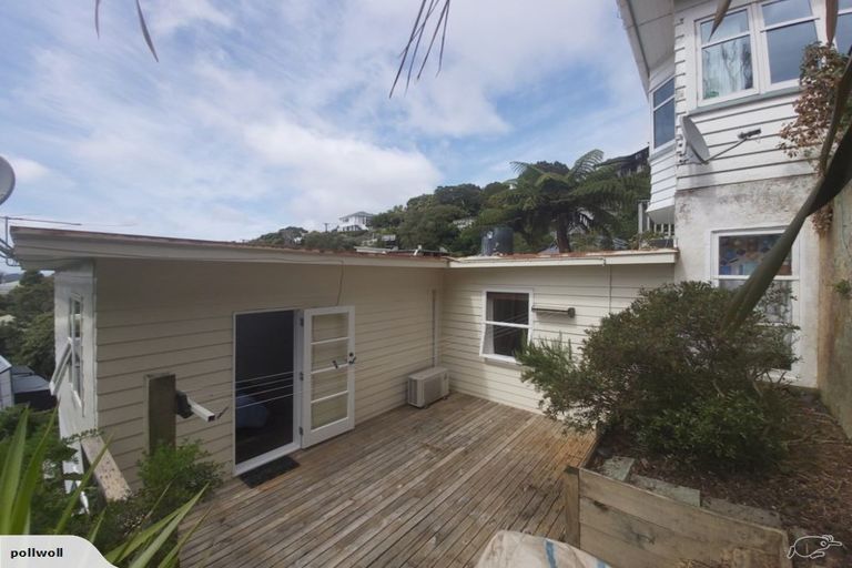 Photo of property in 2/12 Norna Crescent, Kelburn, Wellington, 6012