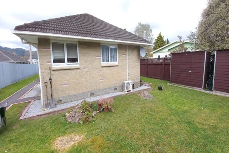 Photo of property in 13 Camp Street, Silverstream, Upper Hutt, 5019