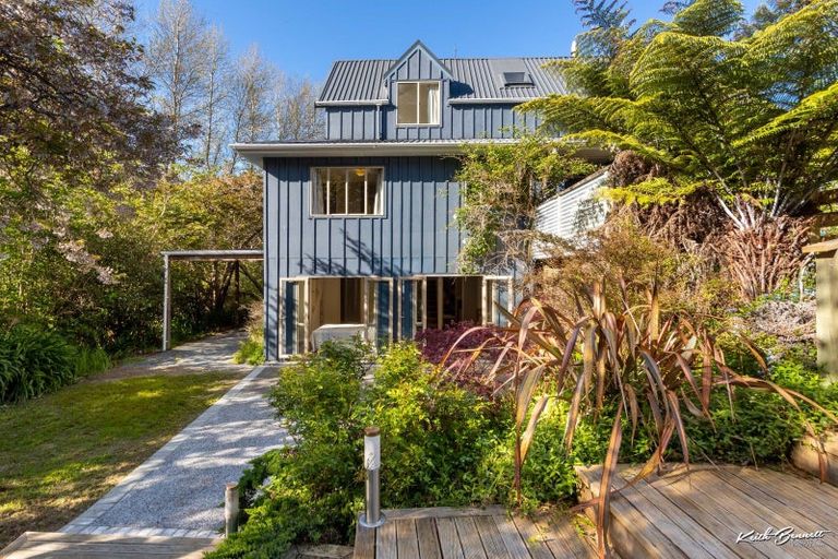 Photo of property in 4 Ashton Warner Way, Whitemans Valley, Upper Hutt, 5371