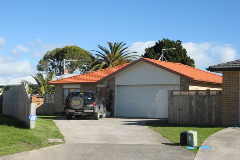 Photo of property in 8 Ettrick Lane, Papakura, 2110
